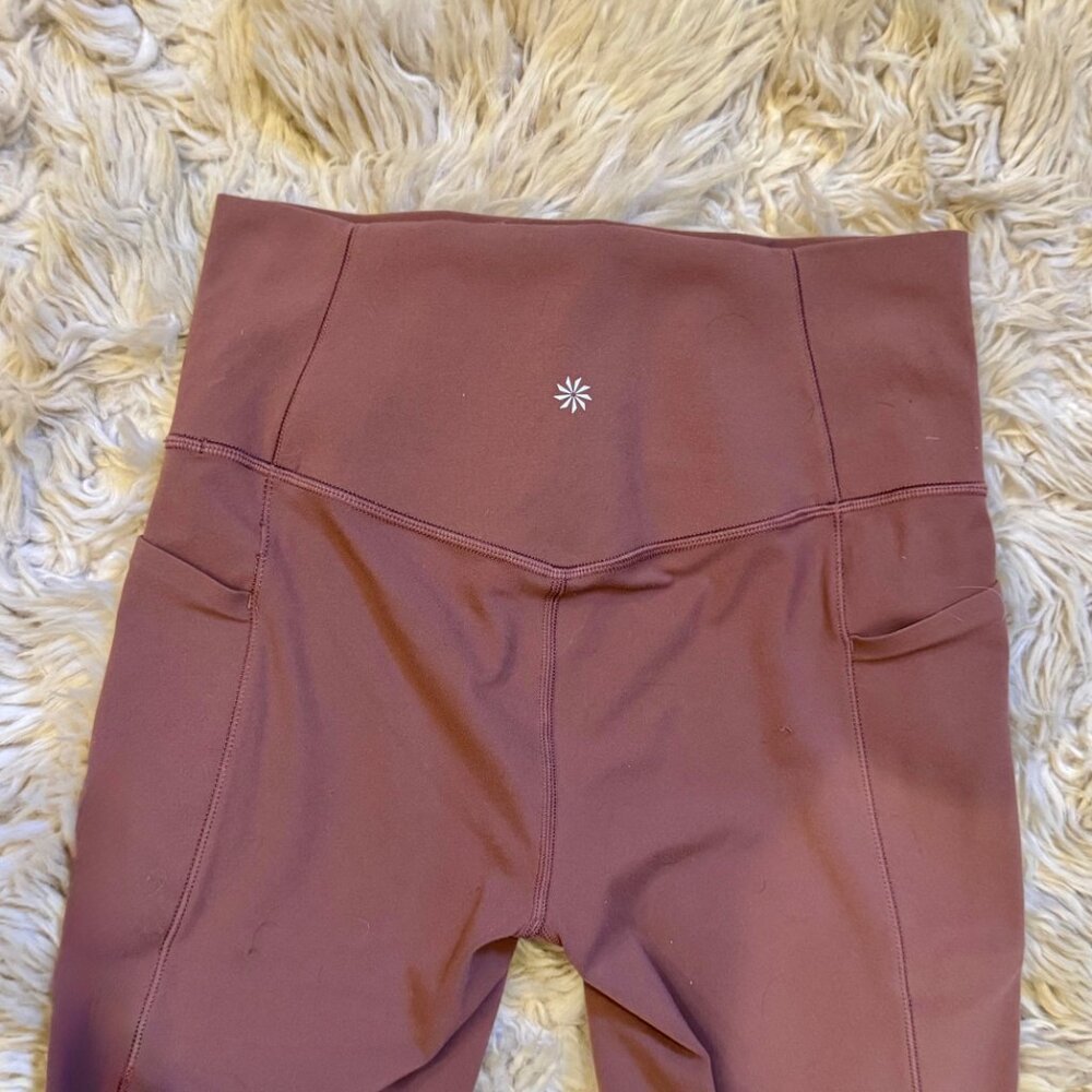 Athleta Salutation Stash Pocket Capri (Beautiful Dusty Hearth Rose Pink Color)